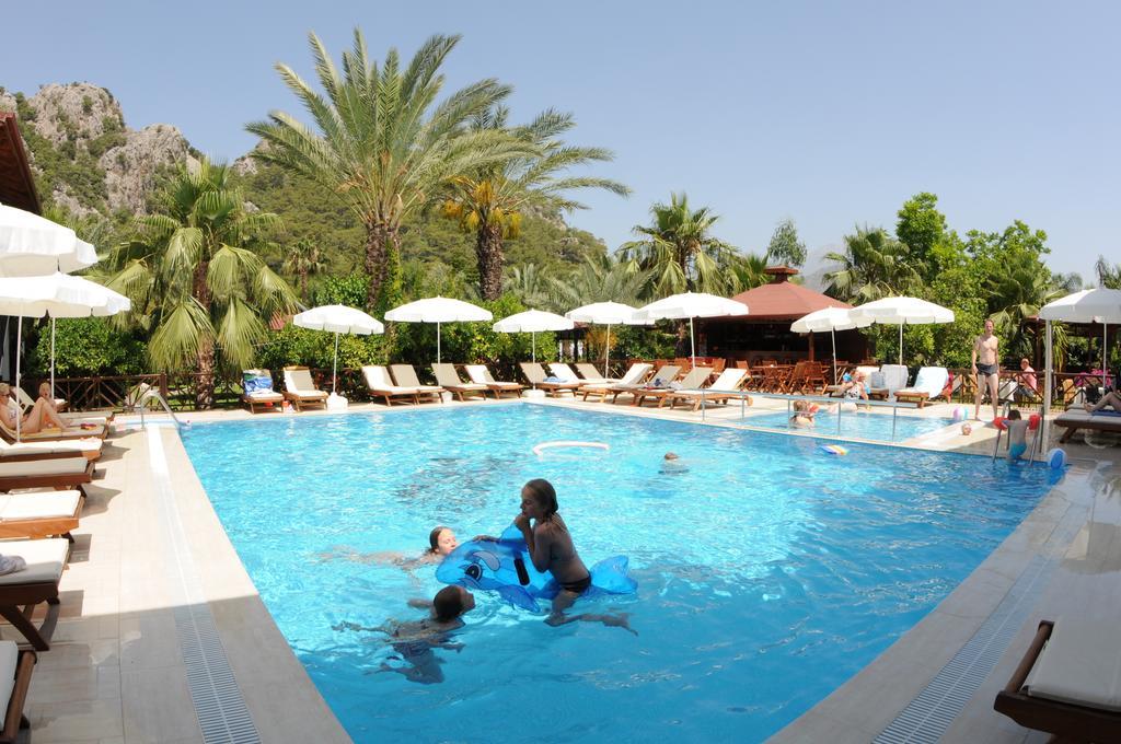 Aida Hotel Çıralı Exteriör bild