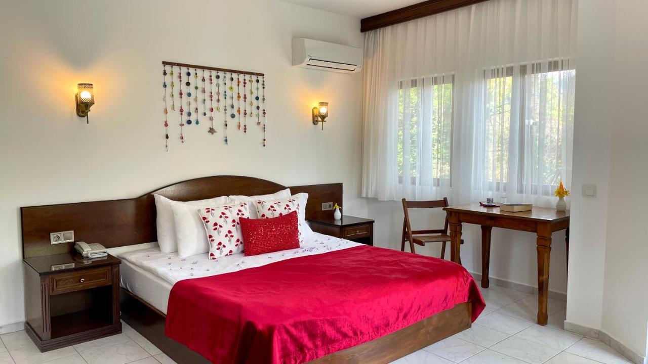 Aida Hotel Çıralı Exteriör bild